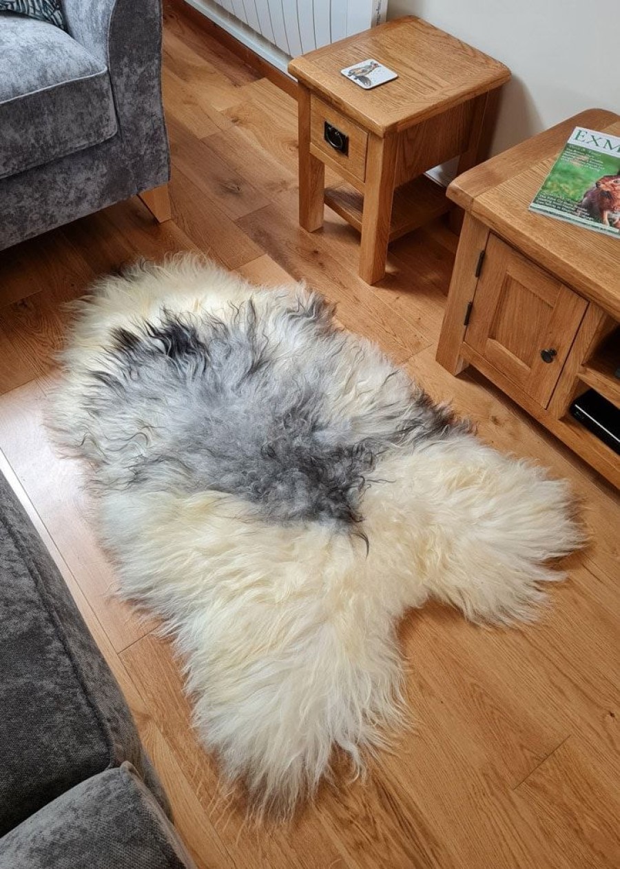 Lambland Natural Sheepskins | Natural Coloured Long Wool Spotted Icelandic Sheepskin