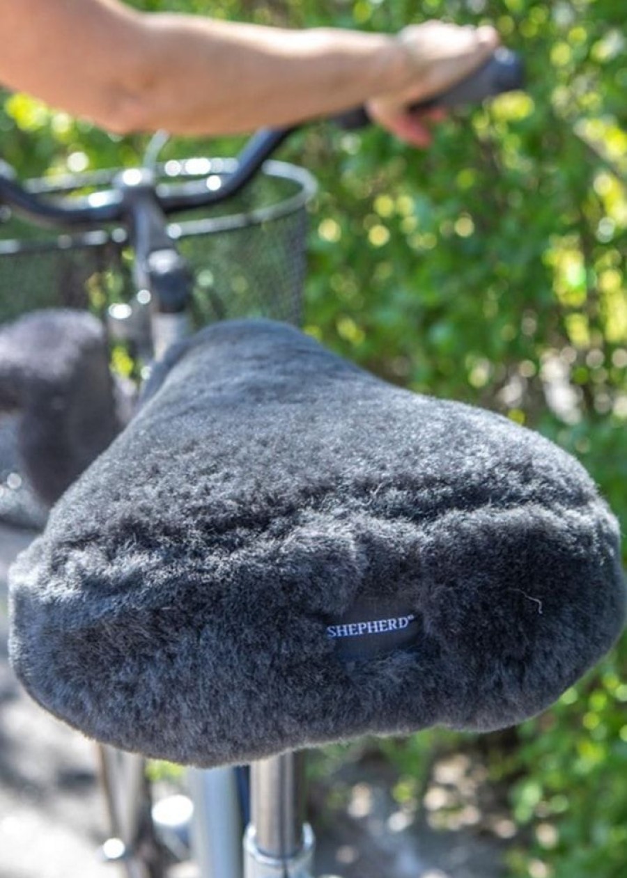 Shepherd Seat Covers | Sheepskin Saddle Cover