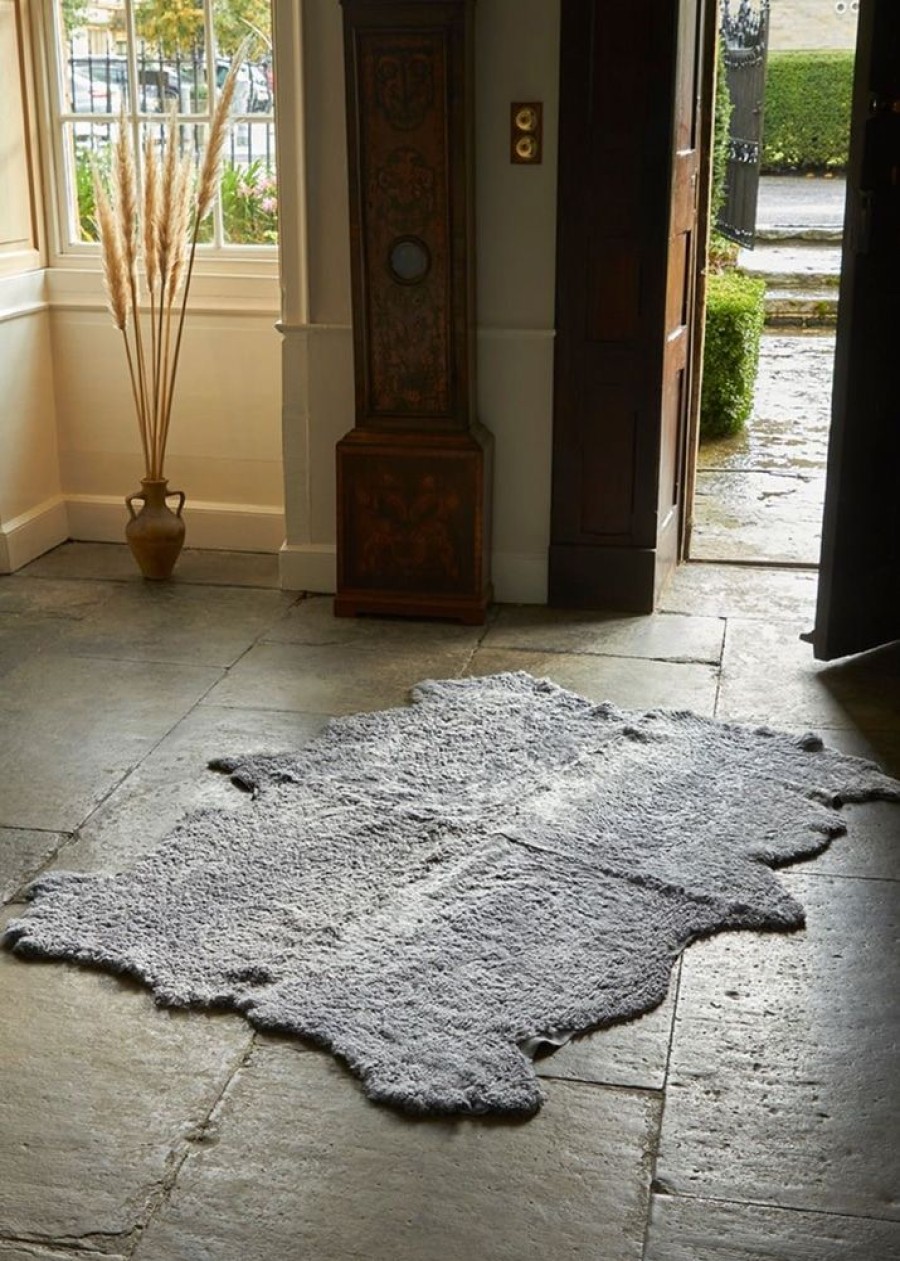 Owen Barry Icelandic & Tibetan Sheepskins | Swedish Sheepskin Quad Rugs