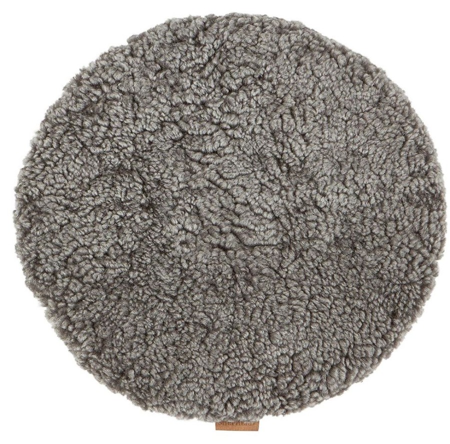 Shepherd Seat Cushions & Pads | Padded Round Sheepskin Seat Cushion