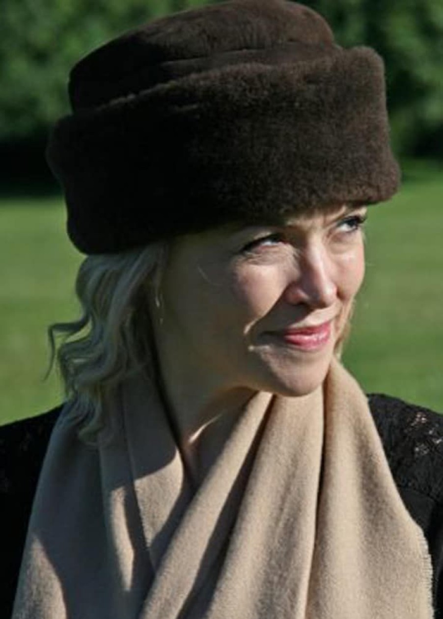 Glencroft Hats, Scarves & Earmuffs | Ladies Super Soft Luxury Sheepskin Tudor Hat