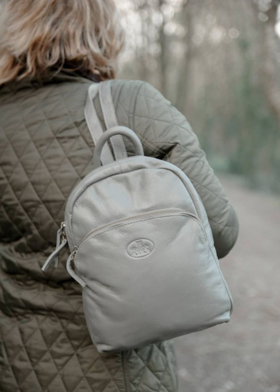 Rowallan of Scotland Backpacks | Luxury Grey Leather Zipped Backpack