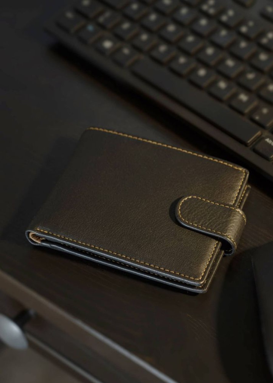 Charles Smith Wallets | Luxury Leather Flip Up Wallet