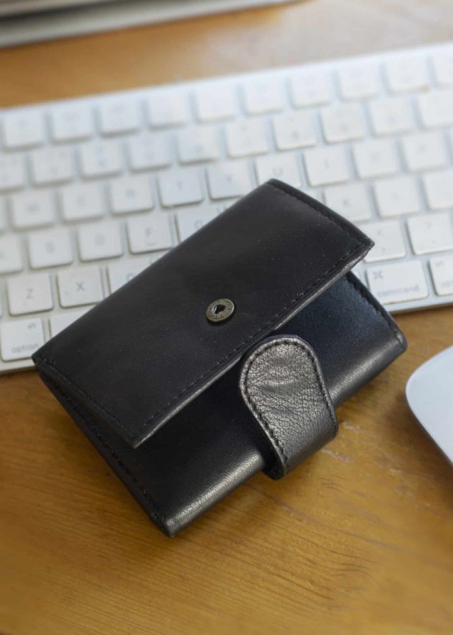 Arnicus Leather Wallets | Nappa Leather Wallet With External Coin Holder