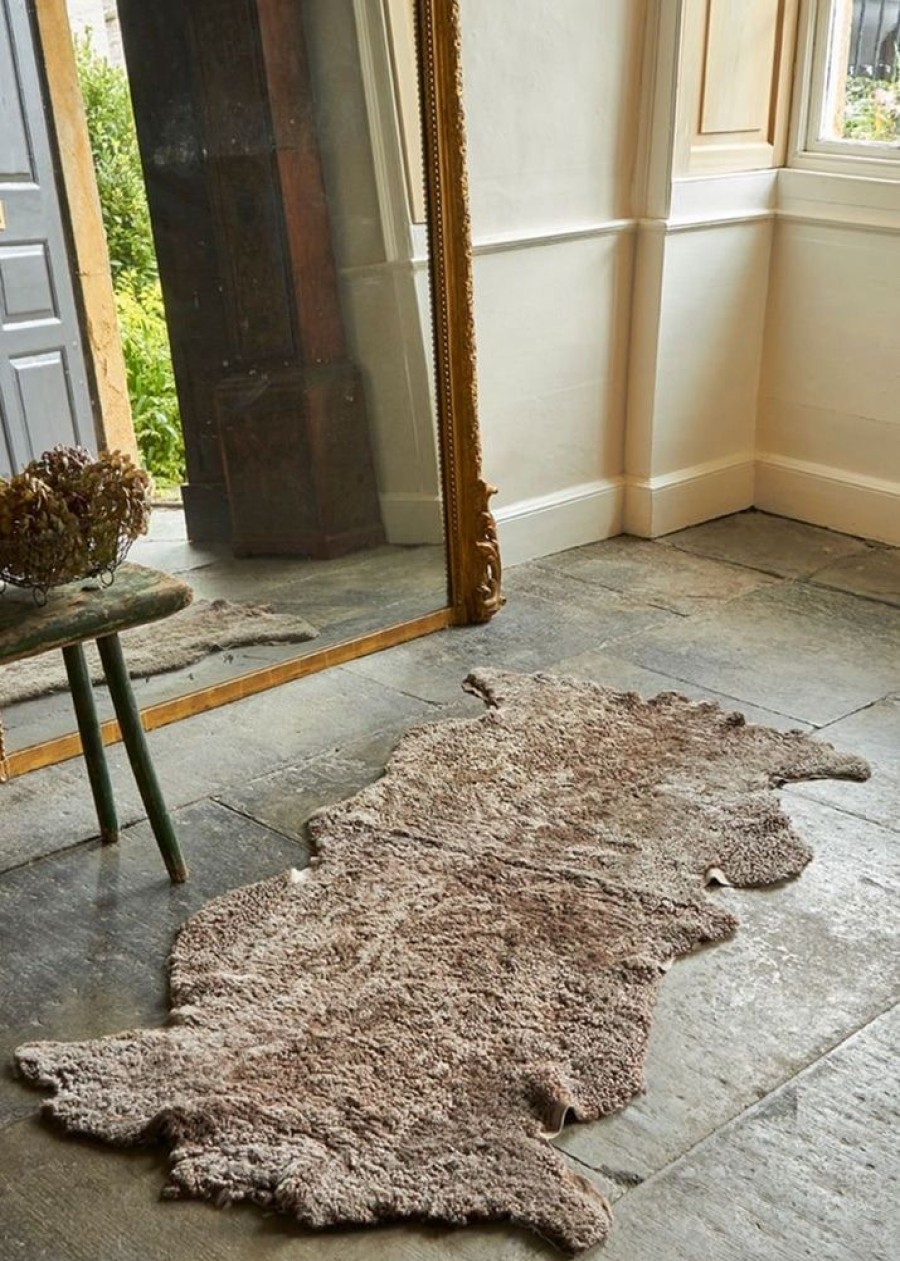 Owen Barry Icelandic & Tibetan Sheepskins | Swedish Double Sheepskin Rugs