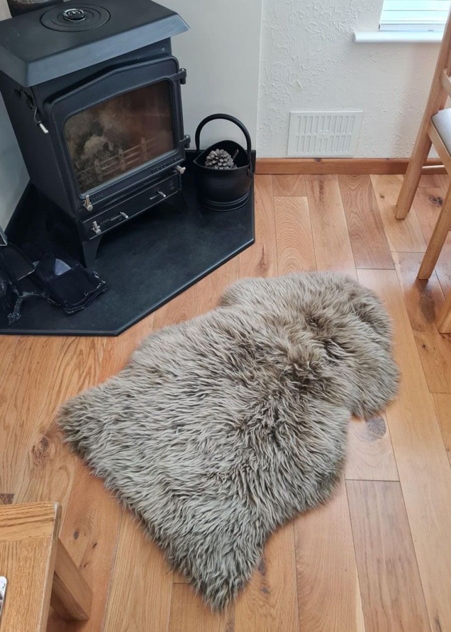 Lambland Eco Tanned Sheepskins | Eco Tanned Brown Tipped Luxury Sheepskin Rug